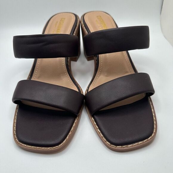 CUSHIONAIRE Women's two band block heel sandal +Memory Foam 6.5 WIDE BROWN - Picture 2 of 7